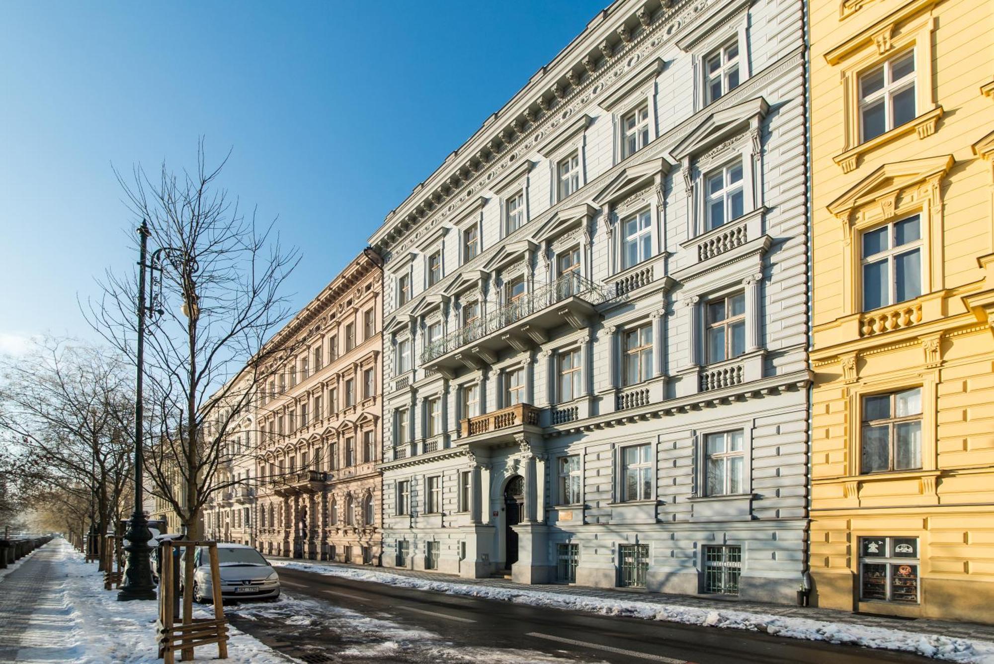 Luxurious 3bed Very Spacious In The Area Praga