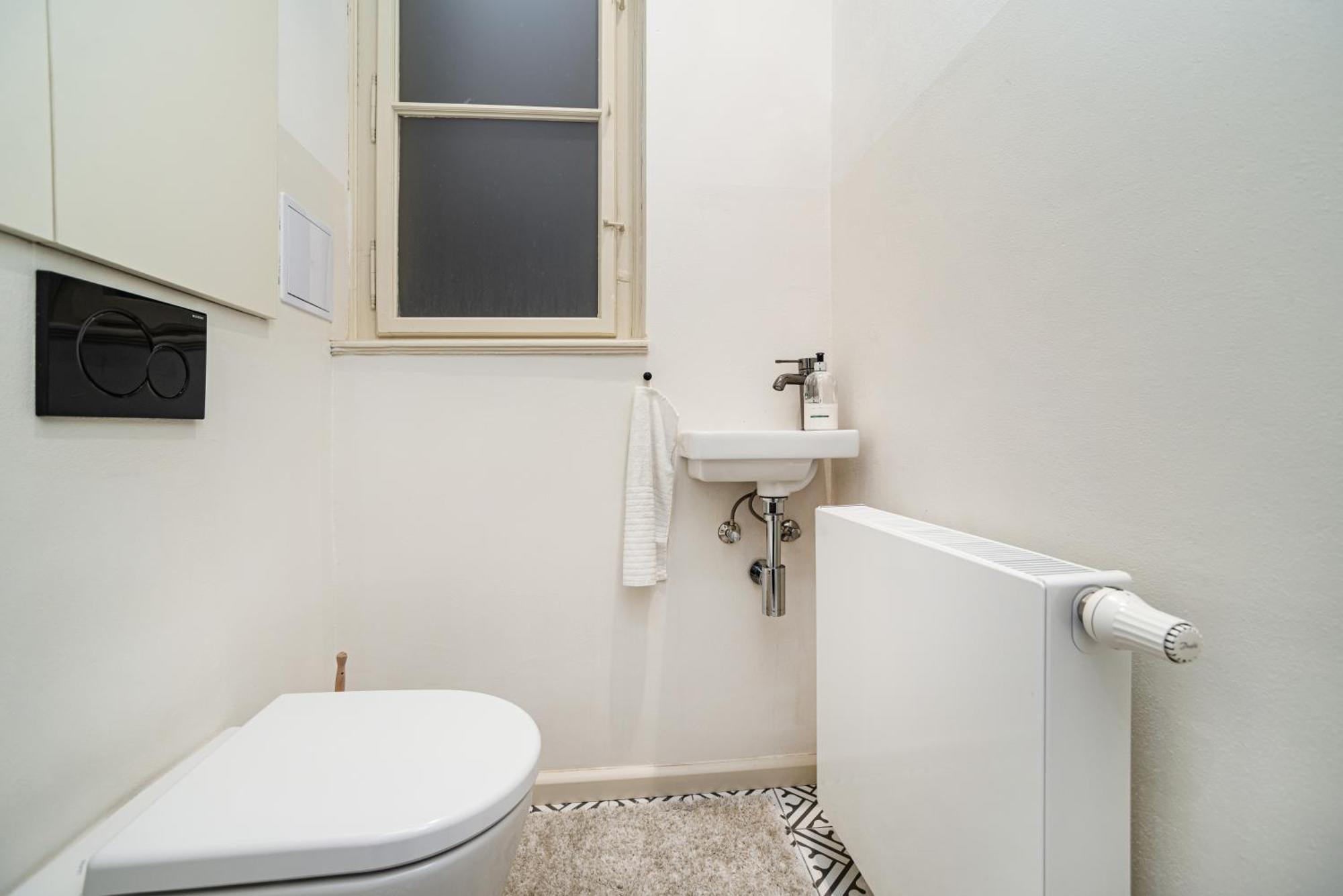 Luxurious 3bed Very Spacious In The Area Apartamento