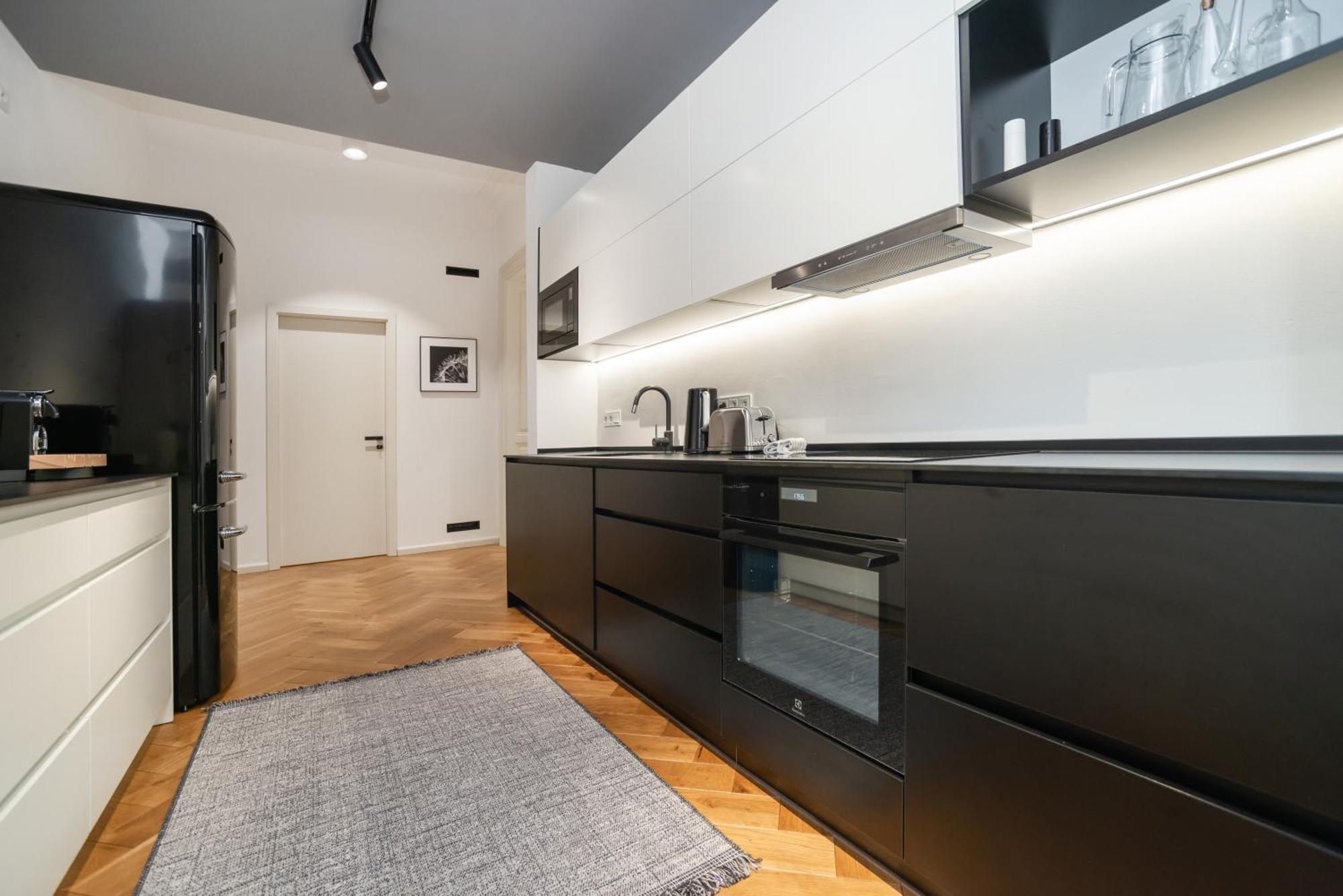 Luxurious 3bed Very Spacious In The Area Apartamento