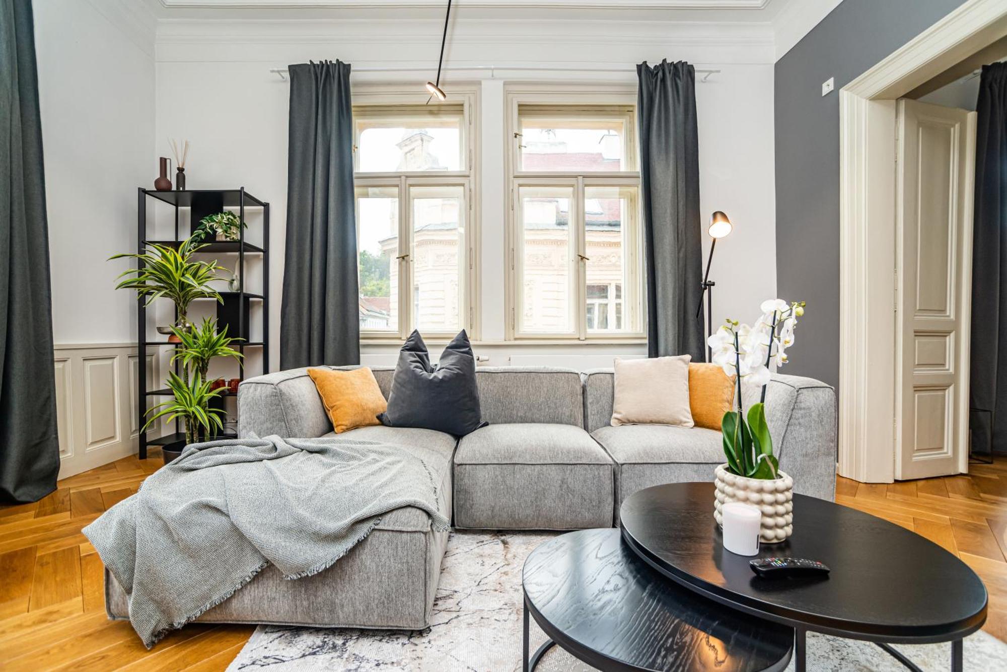 Luxurious 3bed Very Spacious In The Area * Praga
