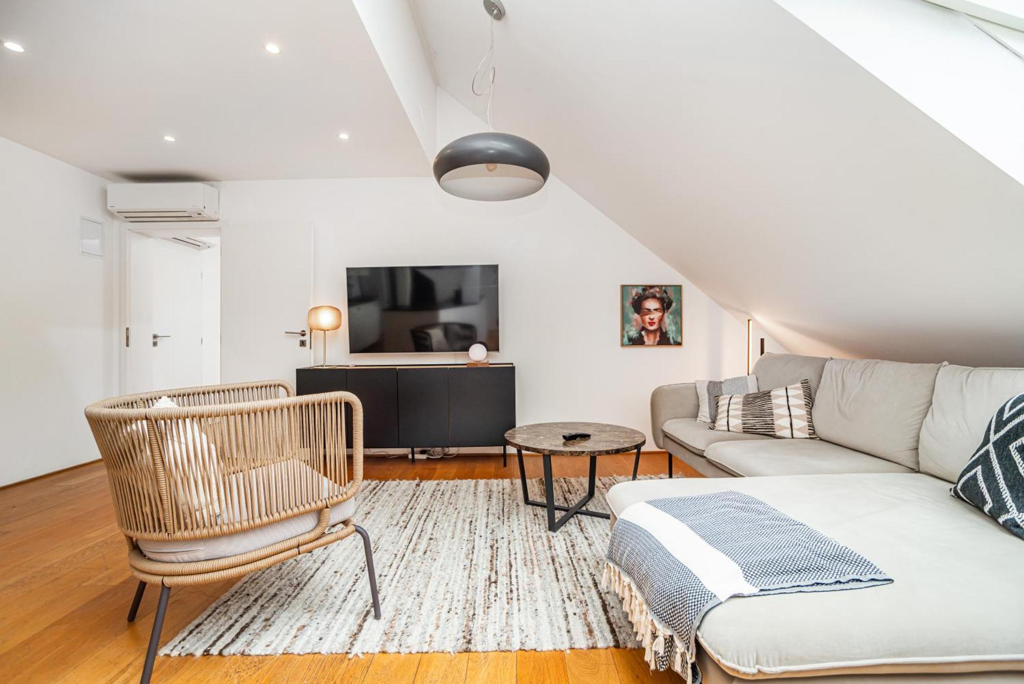 Apartamento Luxurious 3bed Very Spacious In The Area