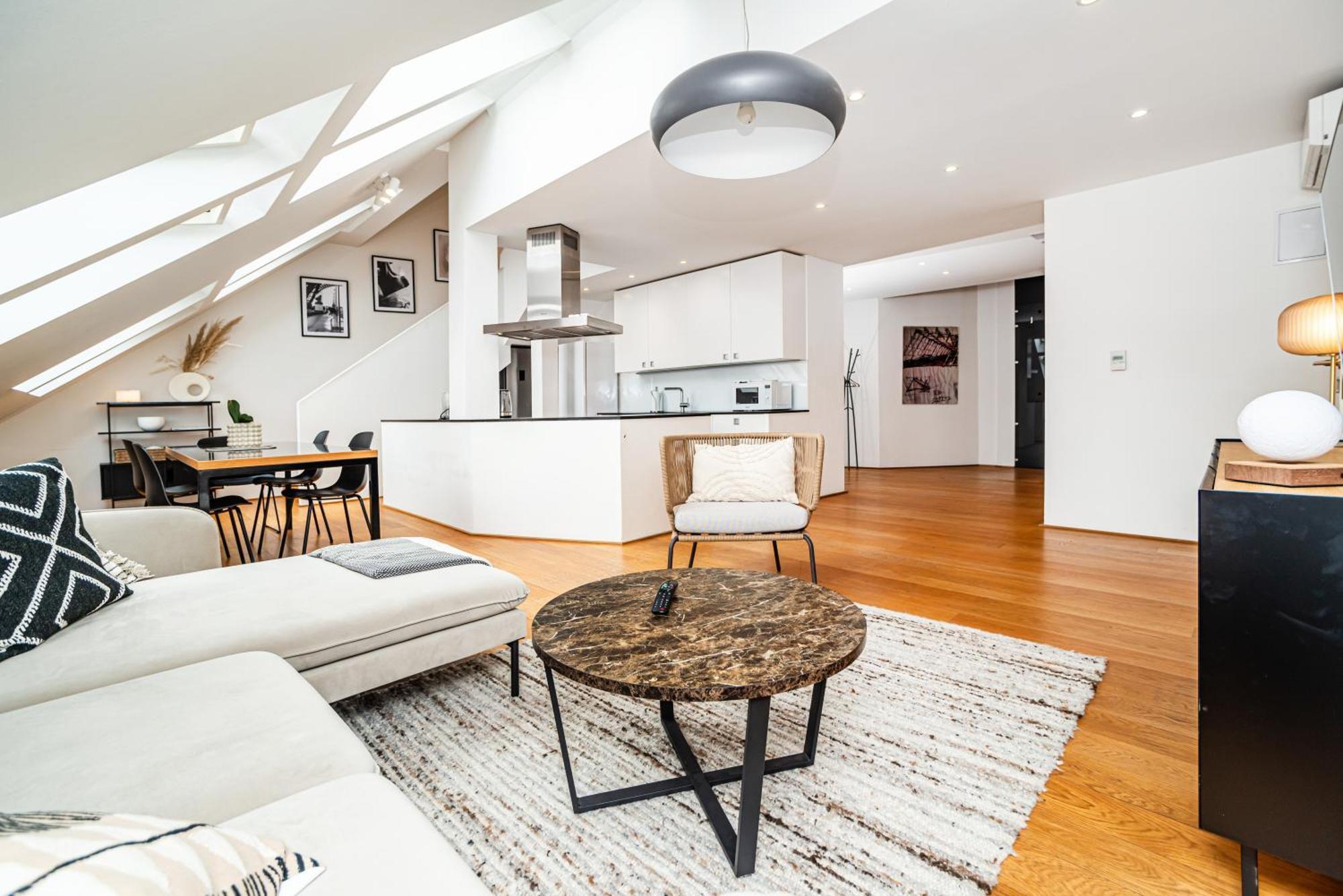 Apartamento Luxurious 3bed Very Spacious In The Area *